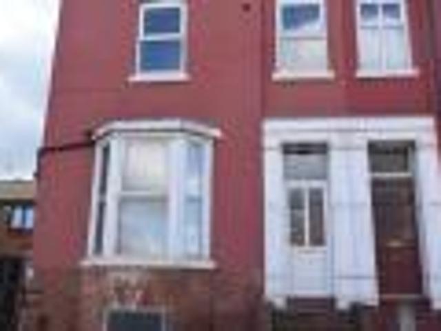 Flat for rent in Stretford, Gorse Hill