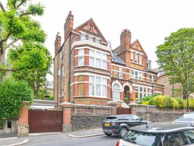 Apartment for rent in South Hampstead, Greater London