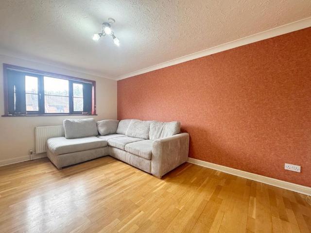 Apartment for rent in The Haulgh, Lee Bank