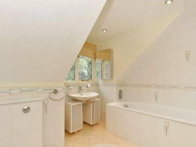 Flat for rent in Hambleden, Buckinghamshire