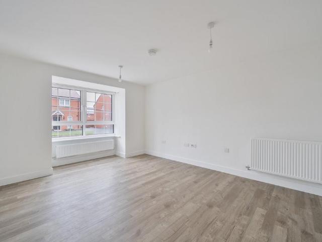 Flat for rent in Valiant Fields, Stratford-on-Avon