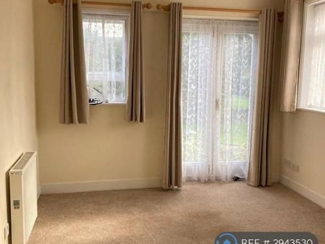 Apartment for rent in Iford, East Sussex