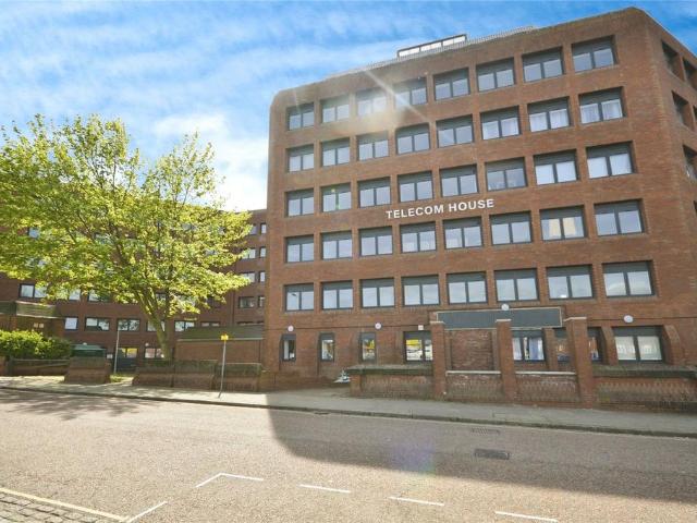 Flat for rent in Goldthorn Hill, Isle Of Man