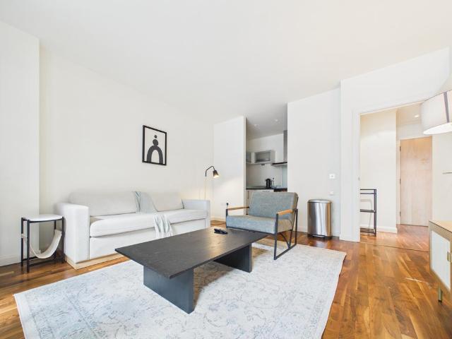 Flat for rent in Isle Of Dogs, Greater London