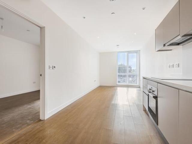 Apartment for rent in The Close, Hampshire