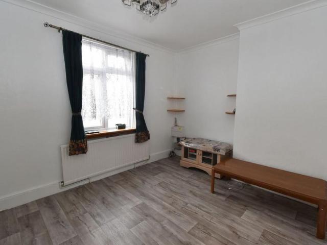 Apartment for rent in Sudbury, Greater London