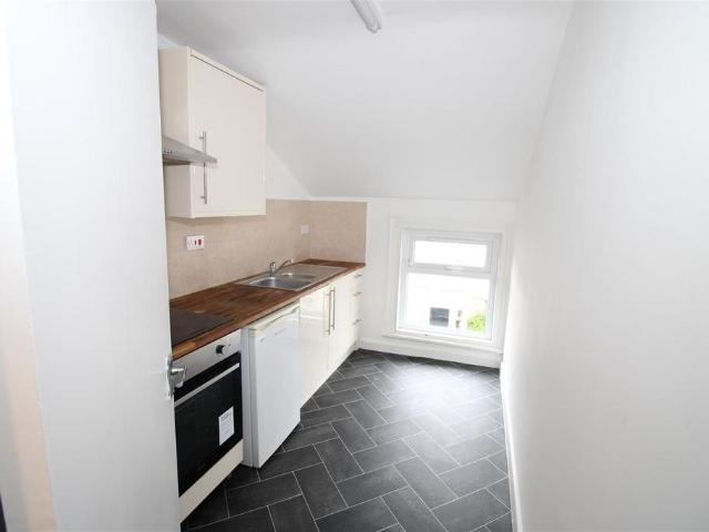 Flat for rent in Revoe, Blackpool