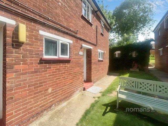 Flat for rent in Highway, Maidenhead