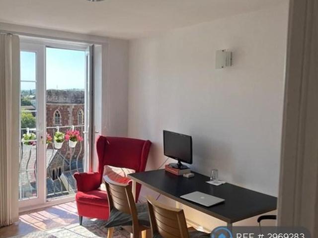 Flat for rent in Watergate, Devon
