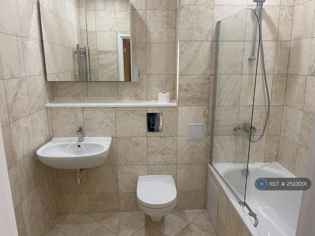 Apartment for rent in Wake Green, West Midlands