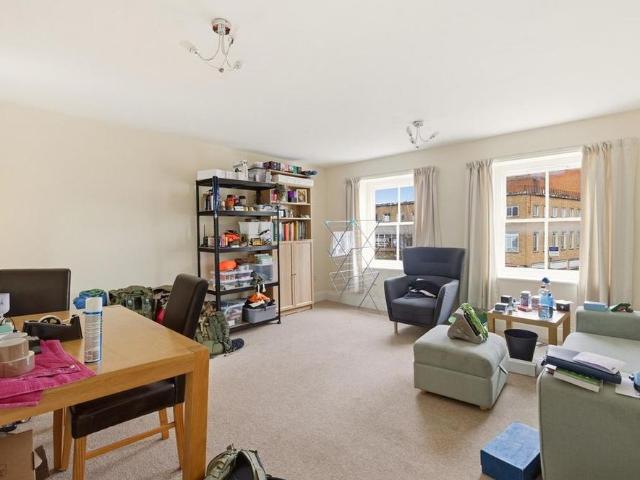 Apartment for rent in Greenhill, Crookhill