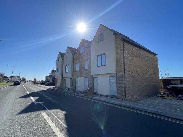 Flat for rent in Fishersgate, West Sussex