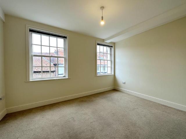 Flat for rent in Belmont, Dromore