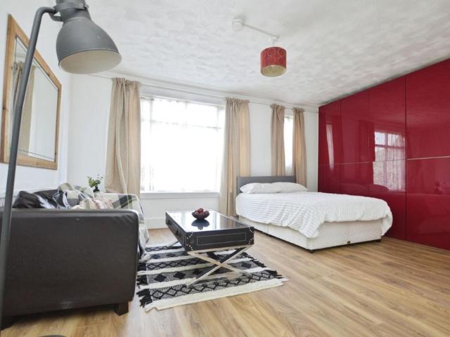 Apartment for rent in Greater London