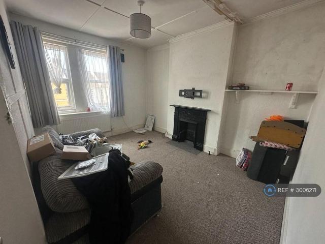 Apartment for rent in Central, Heathlands