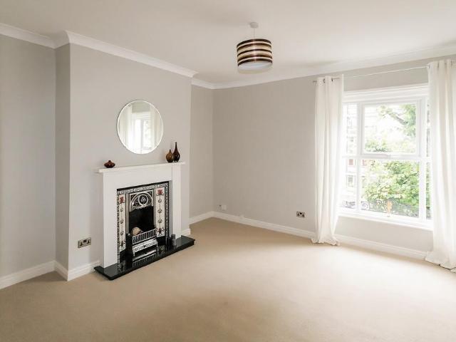 Flat for rent in Cat Hill, Isle Of Man