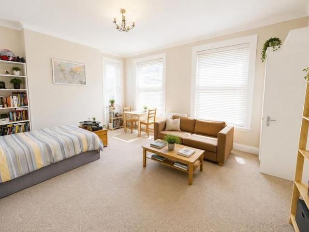 Apartment for rent in Brighton & Hove