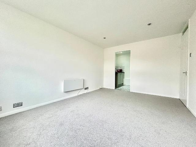 Apartment for rent in Maryland, Greater London