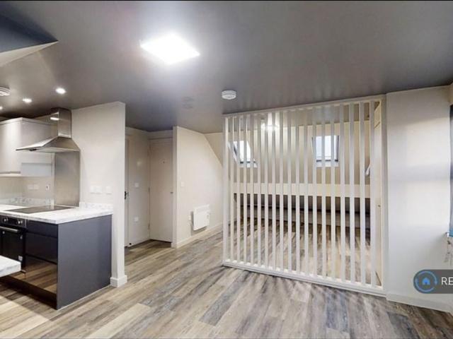 Apartment for rent in Kilton, Costhorpe