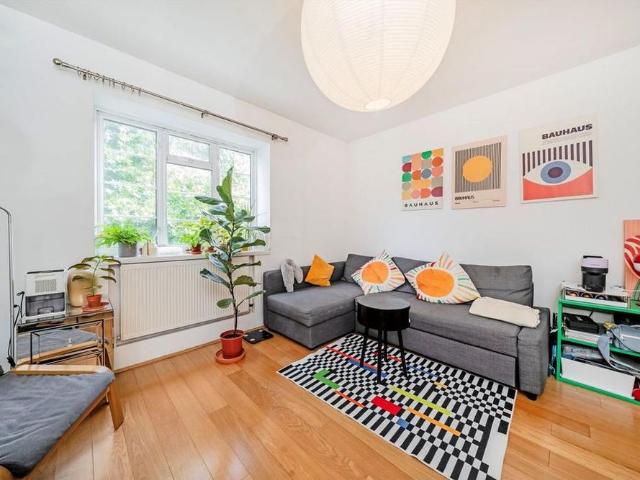 Apartment for rent in Kensal Town, Greater London