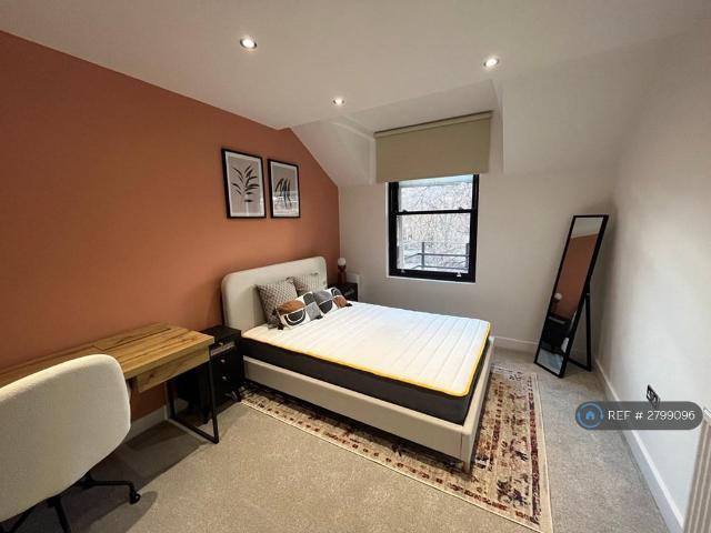 Flat for rent in West Yorkshire