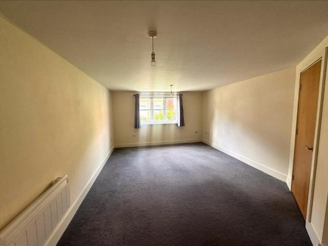 Apartment for rent in Newton Hill, Wakefield