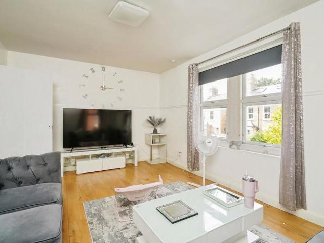 Apartment for rent in Robin Hood, Oxford