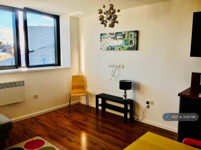 Apartment for rent in Cavern Quarter, Calderstones