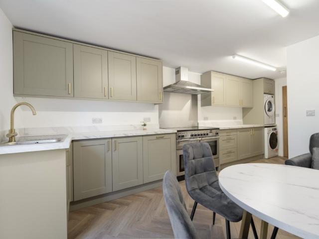 Apartment for rent in Horsell, Woking