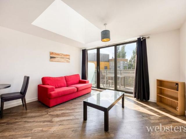Apartment for rent in Lakenham, East Bank