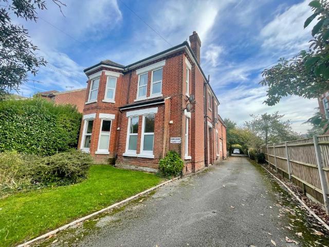 Flat for rent in Bitterne Park, City Of Southampton