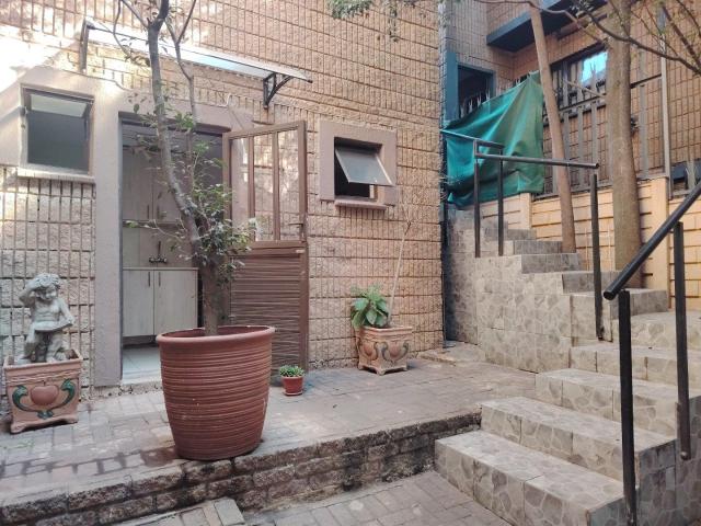 Apartment for rent in Nooitgedacht, Gauteng