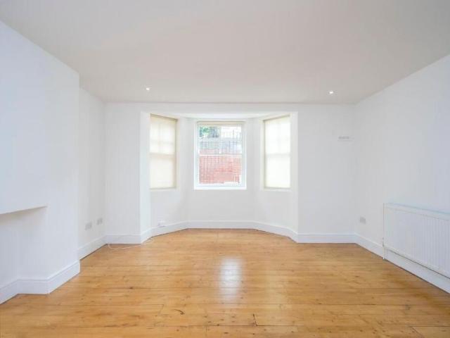 Apartment for rent in Clapton, Lower Clapton