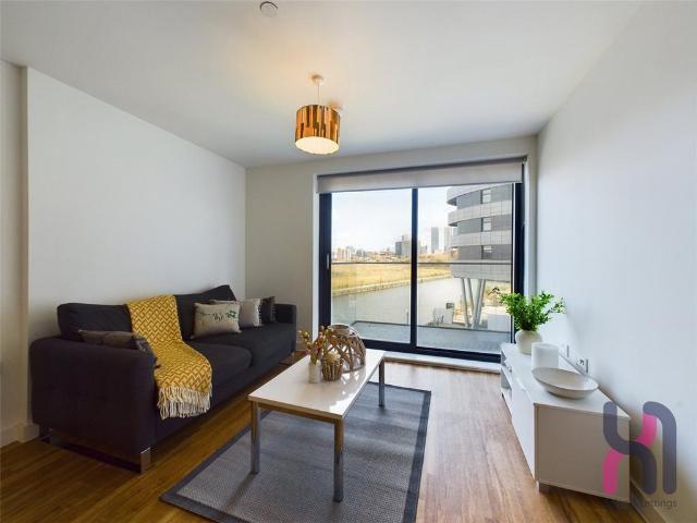 Flat for rent in Wharfside, Trafford Park