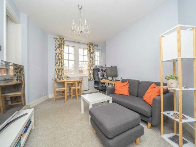 Apartment for rent in Saint Pancras, Greater London