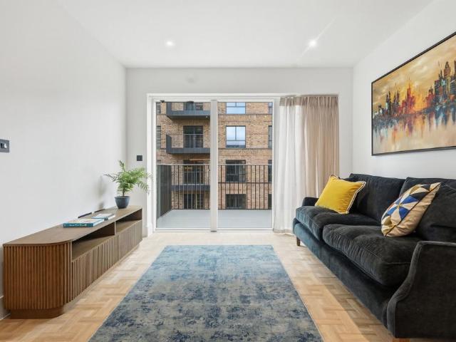 Flat for rent in Clapham Junction, Greater London