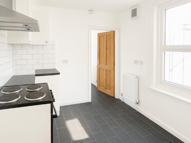 Apartment for rent in Brompton, Gillingham