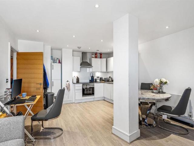 Apartment for rent in Broxbourne, Hertfordshire