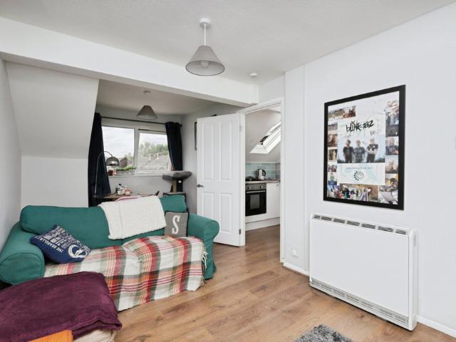 Apartment for rent in Cross In Hand, East Sussex