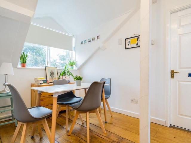 Apartment for rent in Hyde Park, West Yorkshire