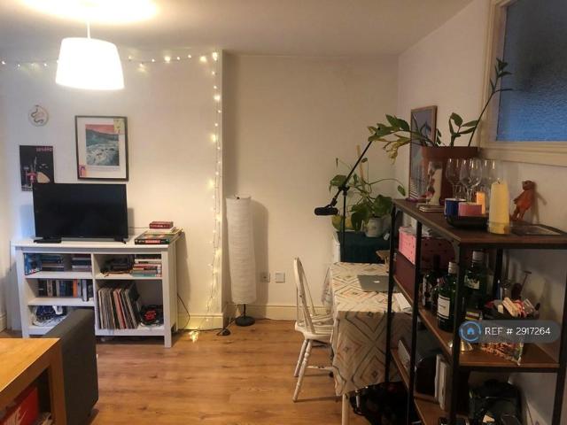 Flat for rent in Nunhead, Greater London
