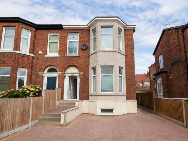 Flat for rent in Meols Cop, Southport