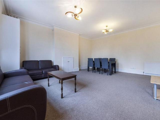 Apartment for rent in South Hampstead, Greater London