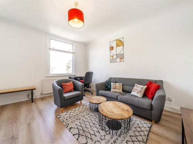 Apartment for rent in London Borough of Hammersmith and Fulham, Greater London