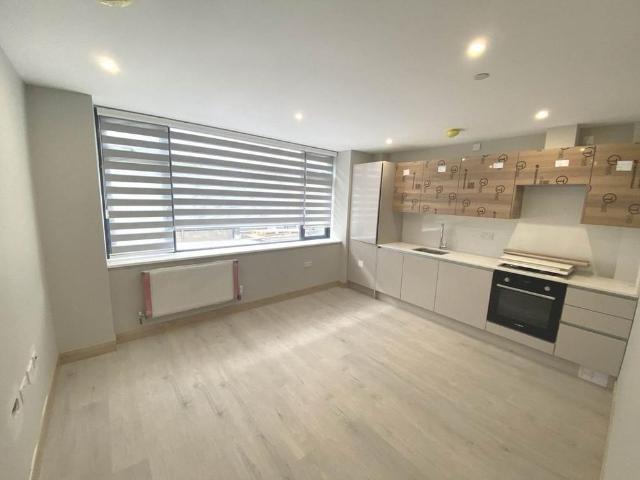 Apartment for rent in Elstree and Borehamwood, Borehamwood