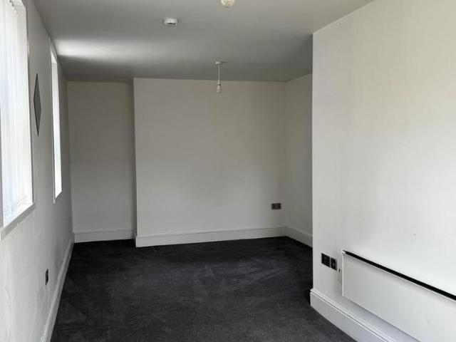 Apartment for rent in Wake Green, West Midlands