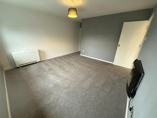 Apartment for rent in Harts Hill, Brierley Hill