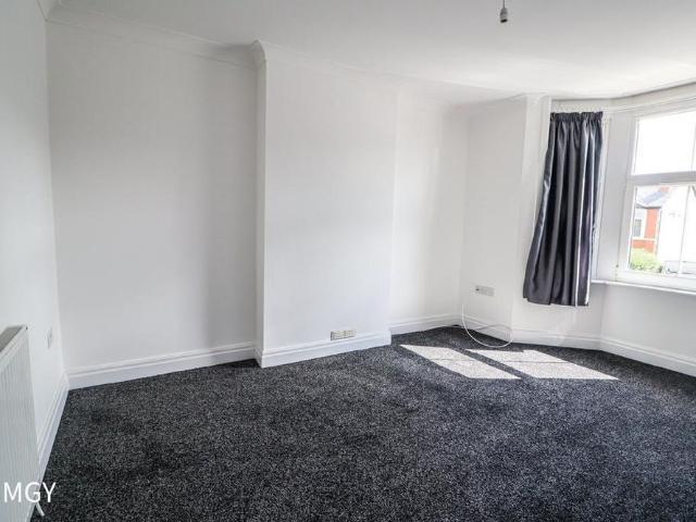 Apartment for rent in Nantgarw, Wales