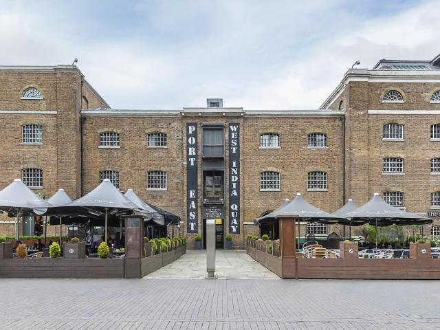 Flat for rent in Canary Wharf, Isle Of Man