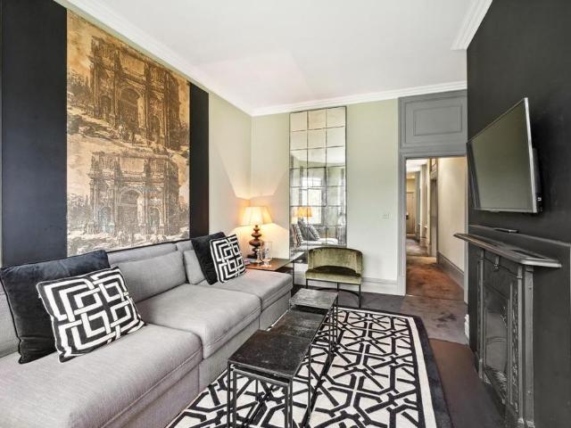 Apartment for rent in Lot's Village, Greater London